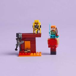 LEGO Minecraft 21266 Nether Lavakamp