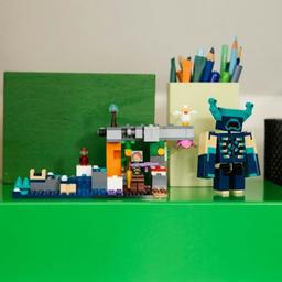 LEGO Minecraft 21274 Väktarmötet Set