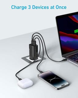 Anker 335 67W PIQ 3.0 snabbladdare med 3 portar