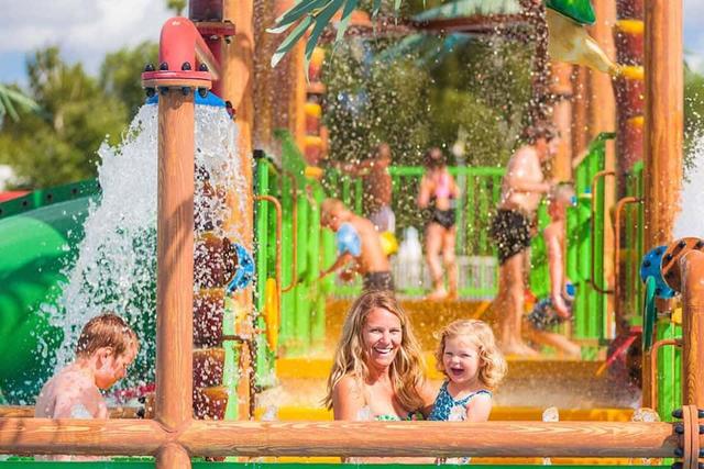 Entré till Skara Sommarland för både barn och vuxna