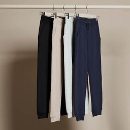 Sweatpants 2 för 100kr