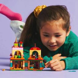 LEGO Disney Princess Encanto Minihus 43261