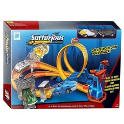 Surfuriös bilbana med metallbilar