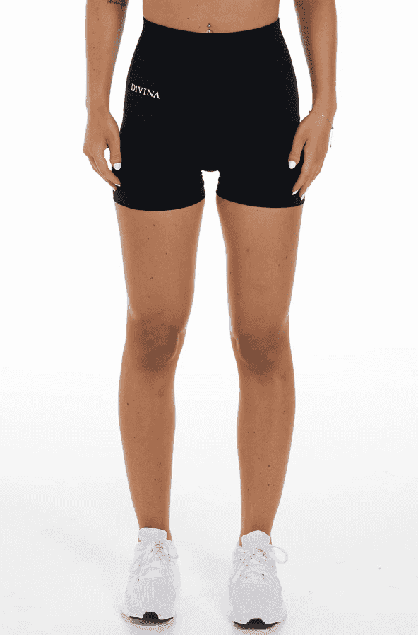 200 kr studentrabatt hos Divina Sports