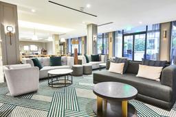 Minst 25 % + 12 % extra studentrabatt hos Hotels.com