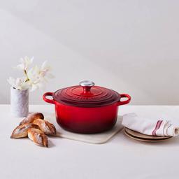 Le Creuset Signature Rund Gjutjärnsgryta 24 cm Cerise