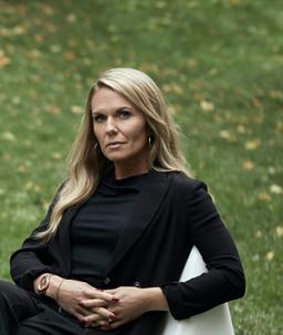 I tjärnens mörker Pocketbok