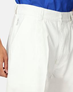 Yôke Byxa med Patchfickor Vit Herr