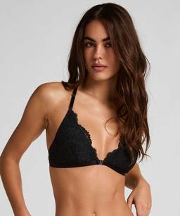 2+1 på utvalda varor hos Hunkemöller