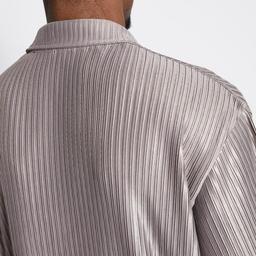 Smith Pleated Short Sleeve Shirt
