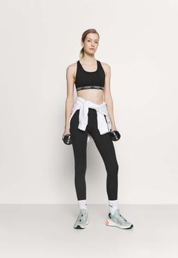 Puma
PERFORMANCE FULL