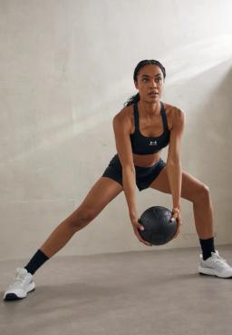 Under Armour
HIGH - Sport-BH med mycket stöd