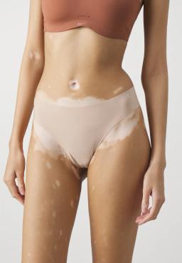 Under Armour
THONG