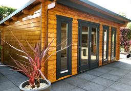 Attefallshus Barbados 21m² Trästuga