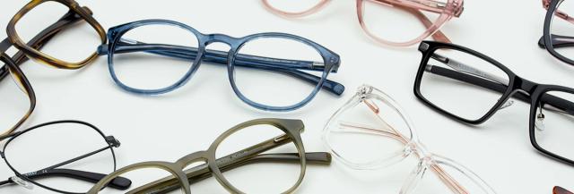 2 för 1 på trendiga glasögon