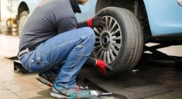 Garage och verkstadsutrustning