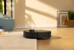 Roborock Q10V+ Black Robot Vacuum