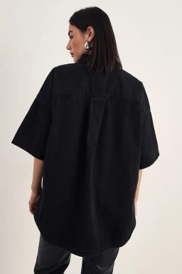 Washed Black Denim Boxy Kortärmad Skjorta