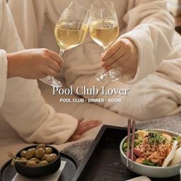 POOL CLUB LOVER Tee Från 1 747 SEK