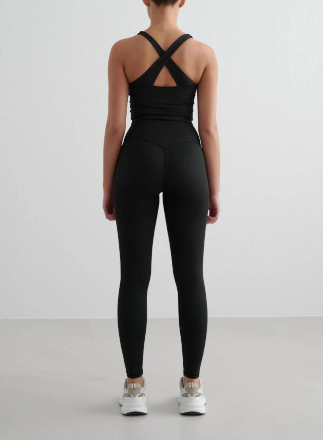 aim'n Sportswear – Styrka och Stil för Kvinnor