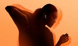 Apple AirPods 4 med Aktiv Brusreducering