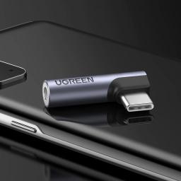 Ugreen vinklad USB-C till 3,5 mm adapter grå