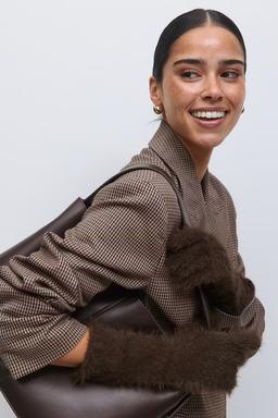 Bruna damhandskar med mjuk päls
