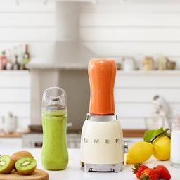 Smeg Personal Blender in Cream
