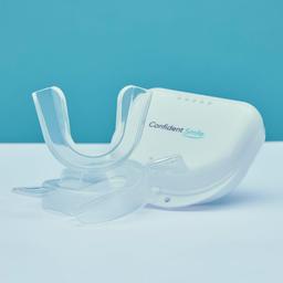 Confident Smile - Startkit för Tandblekning (inkl. LED-lampa värde 299 kr)
