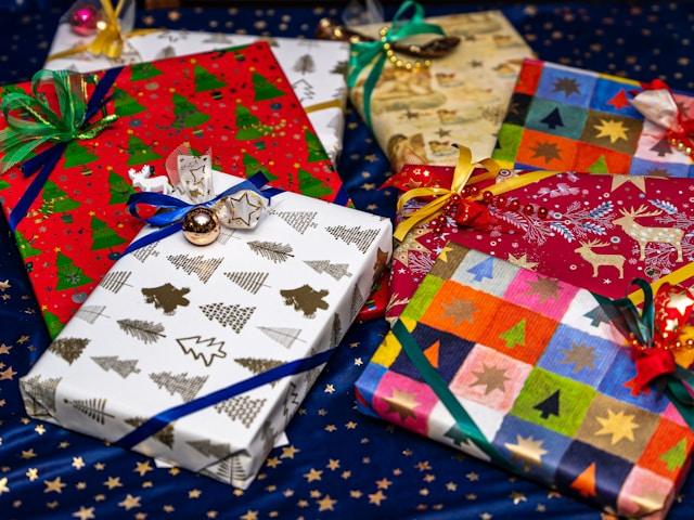 Regler och förslag på julklappar till julklappsleken