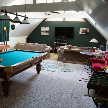 10 man cave-inredningsprylar din mansgrotta måste ha