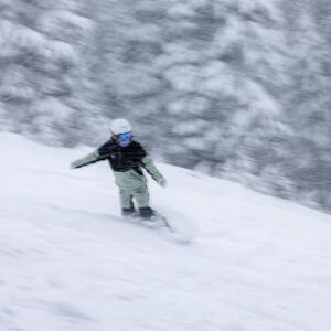 Så köper du en snowboard för barn som ungen kommer att gilla