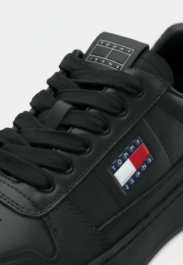 Hilfiger sneakers