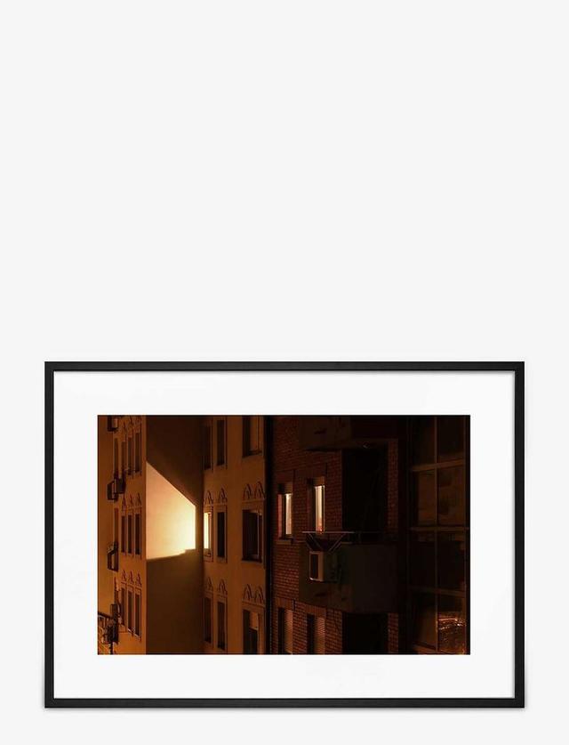 Poster house & lights