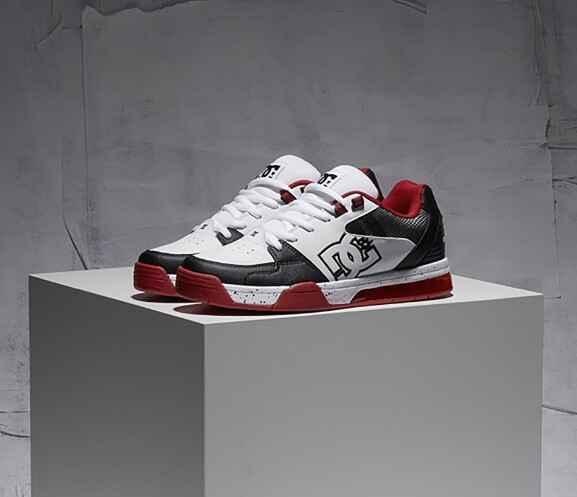Få 15% rabatt på ditt första köp hos DC Shoes