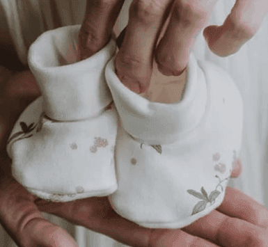 50 % på 50 strumpor och tossor hos Babyland